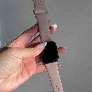 APPLE WATCH SERIES 5